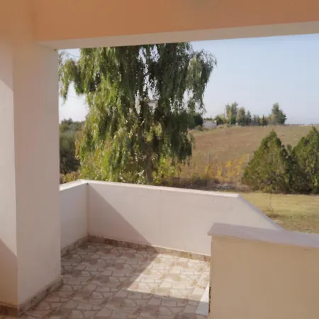 Villa Fil Mesziméri
